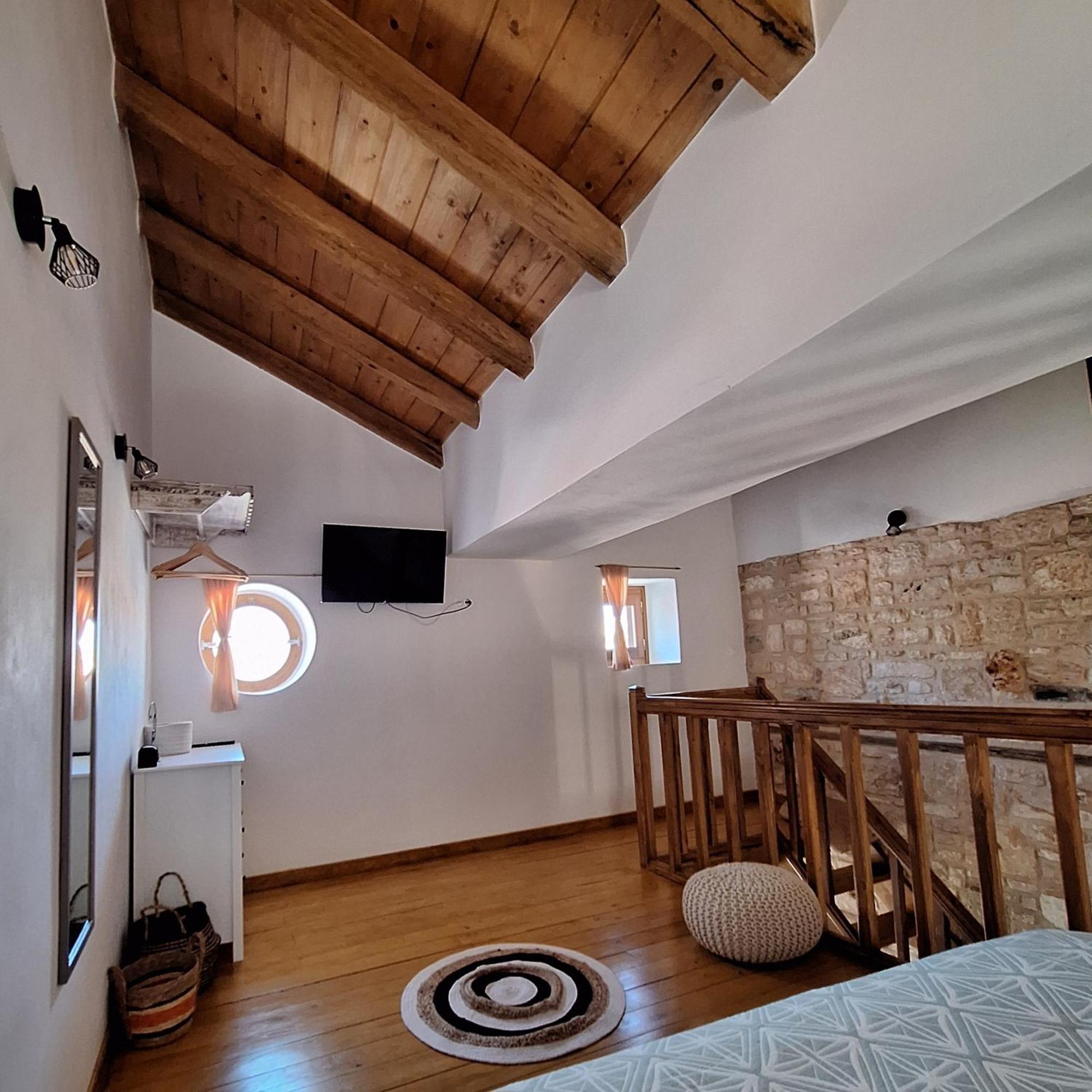 Appartement To Pefko - Mezzanines - à Meyísti Extérieur photo