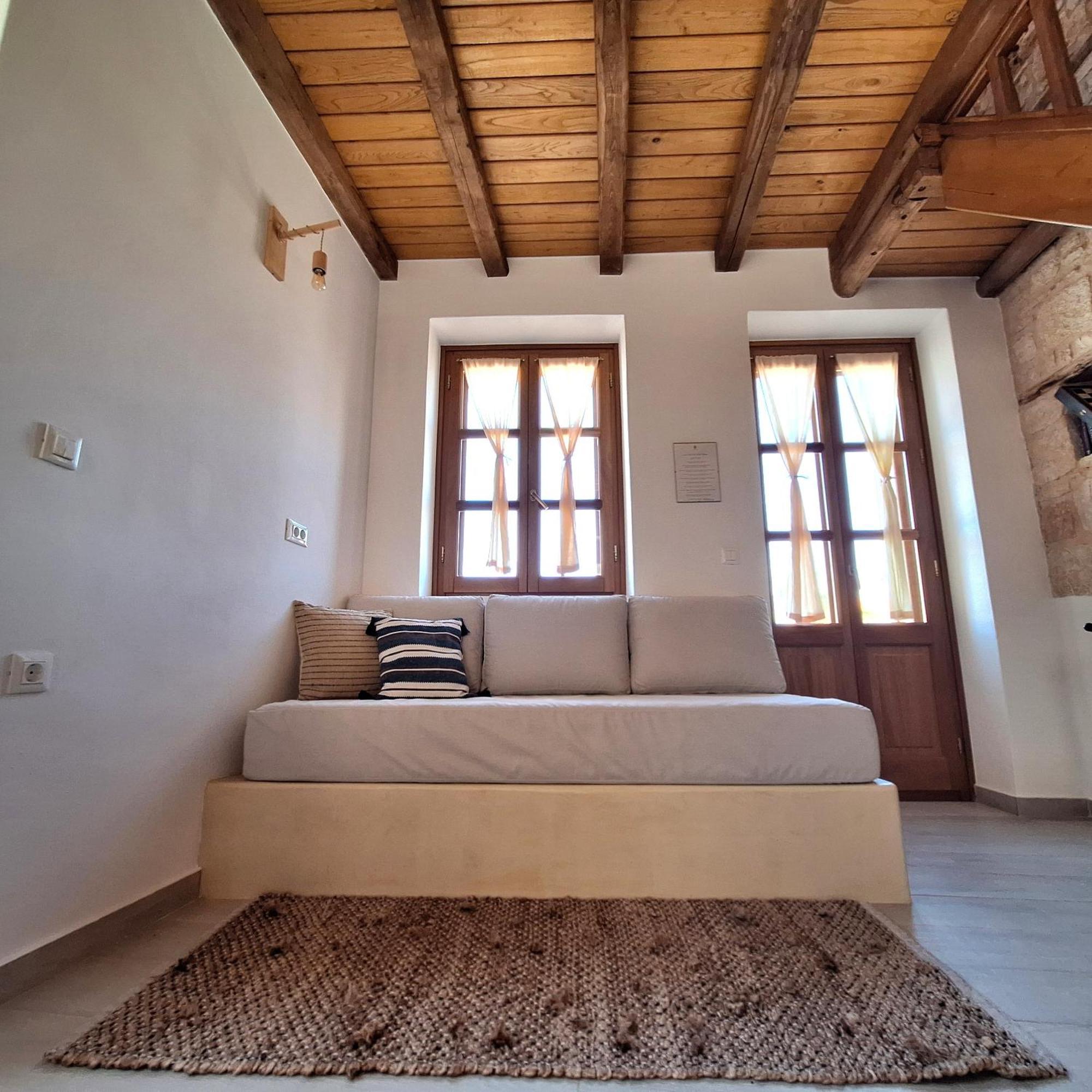 Appartement To Pefko - Mezzanines - à Meyísti Extérieur photo